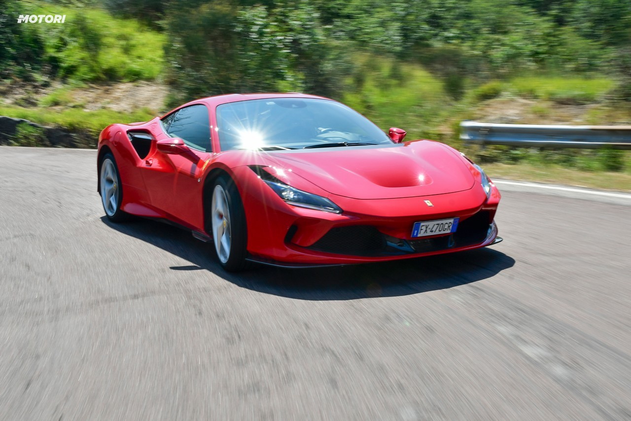 Ferrari F8 Tributo: la prova su strada