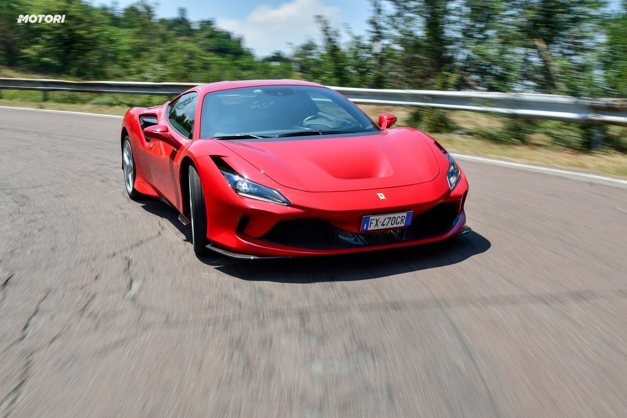 Ferrari F8 Tributo: la prova su strada