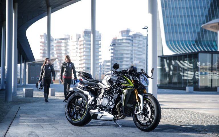 MV Agusta Brutale 1000 RR 2020: immagini ufficiali