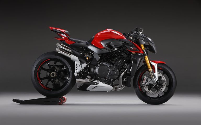 MV Agusta Brutale 1000 RR 2020: immagini ufficiali