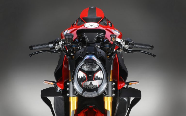 MV Agusta Brutale 1000 RR 2020: immagini ufficiali