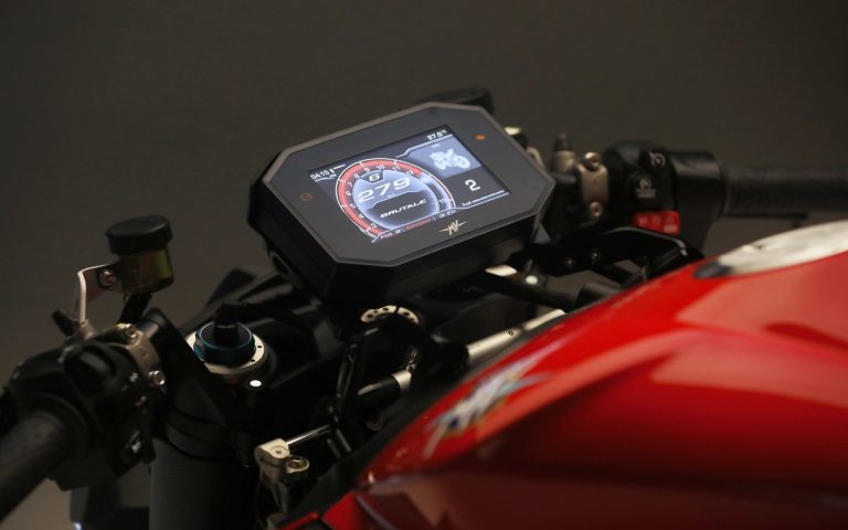 MV Agusta Brutale 1000 RR 2020: immagini ufficiali