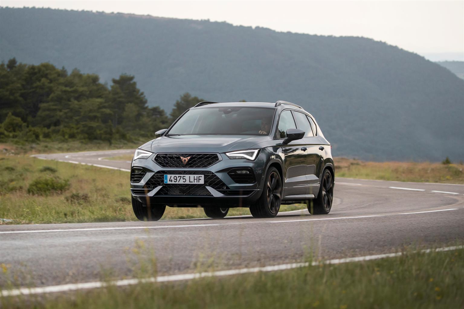 Nuova Cupra Ateca 2020: immagini ufficiali