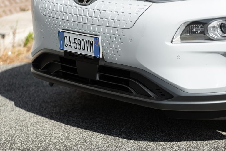 Hyundai Kona Electric: la prova su strada