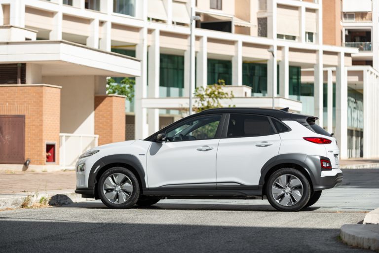 Hyundai Kona Electric: la prova su strada