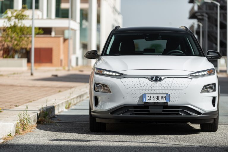 Hyundai Kona Electric: la prova su strada