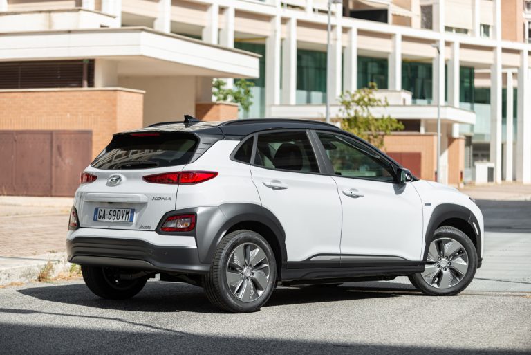 Hyundai Kona Electric: la prova su strada