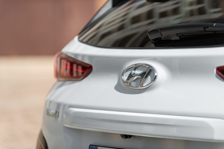 Hyundai Kona Electric: la prova su strada
