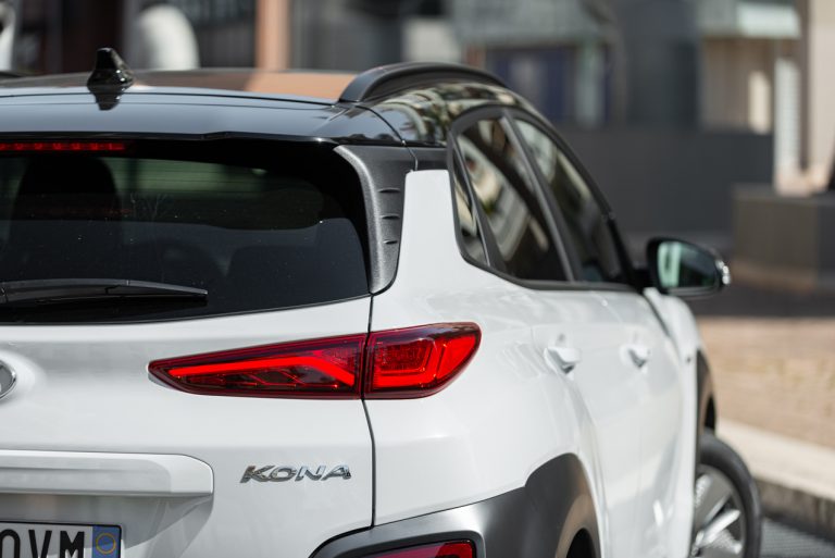 Hyundai Kona Electric: la prova su strada