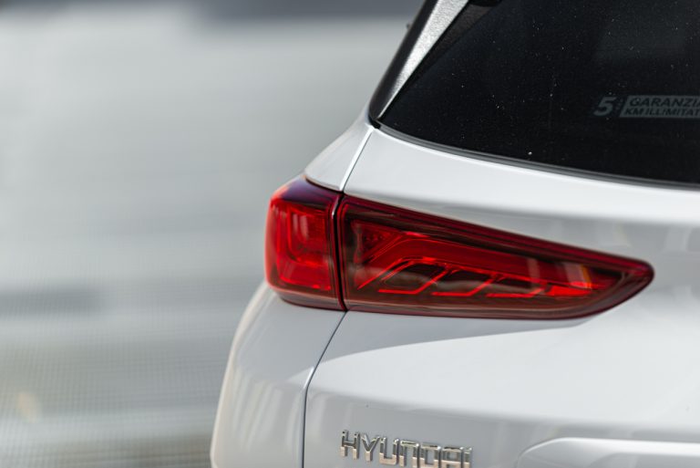 Hyundai Kona Electric: la prova su strada