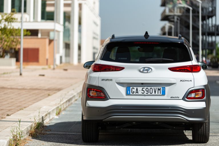 Hyundai Kona Electric: la prova su strada