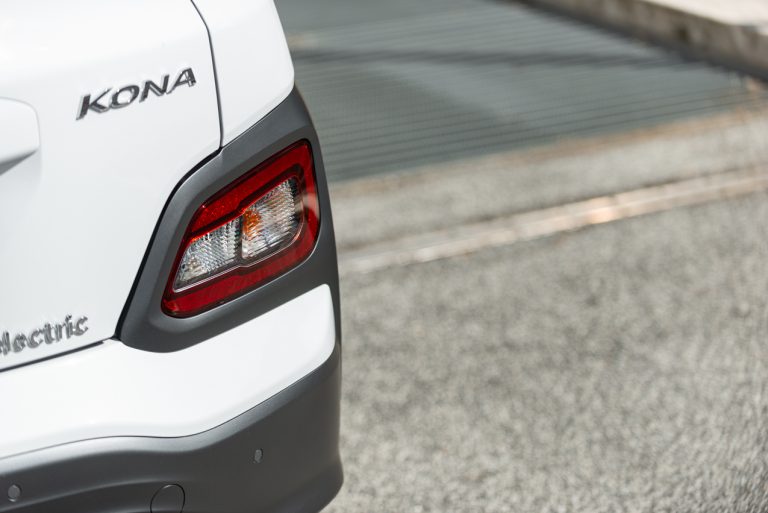Hyundai Kona Electric: la prova su strada