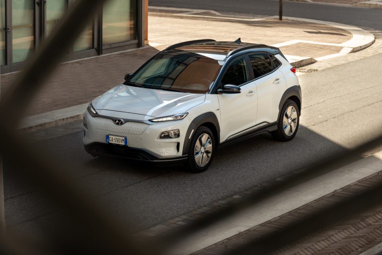 Hyundai Kona Electric: la prova su strada