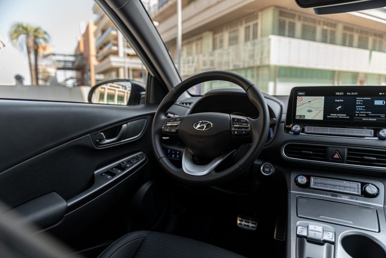 Hyundai Kona Electric: la prova su strada