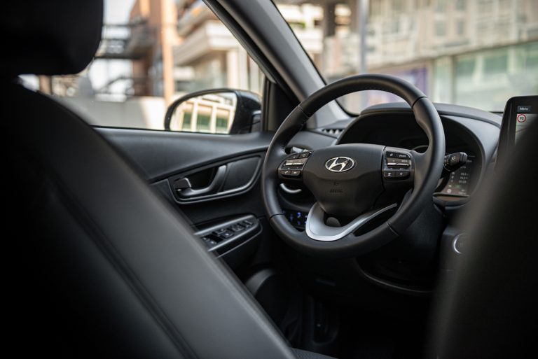 Hyundai Kona Electric: la prova su strada