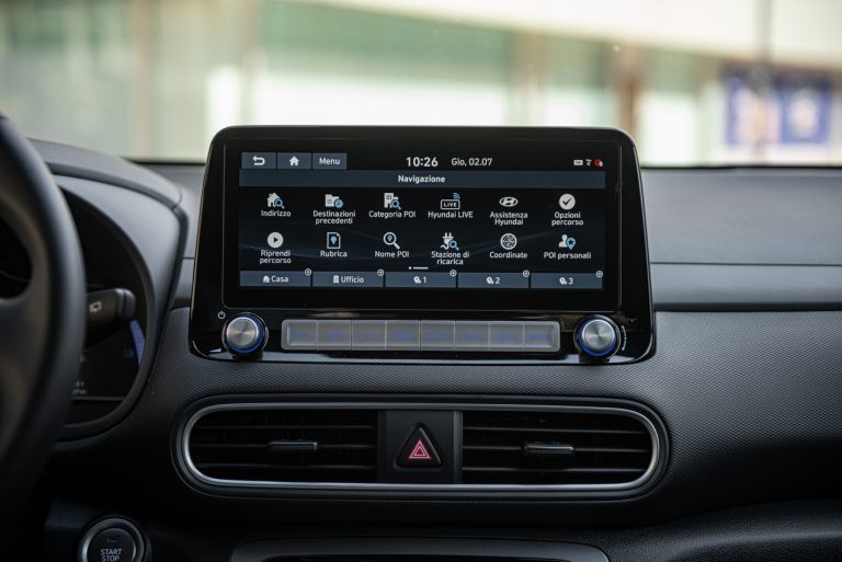 Hyundai Kona Electric: la prova su strada