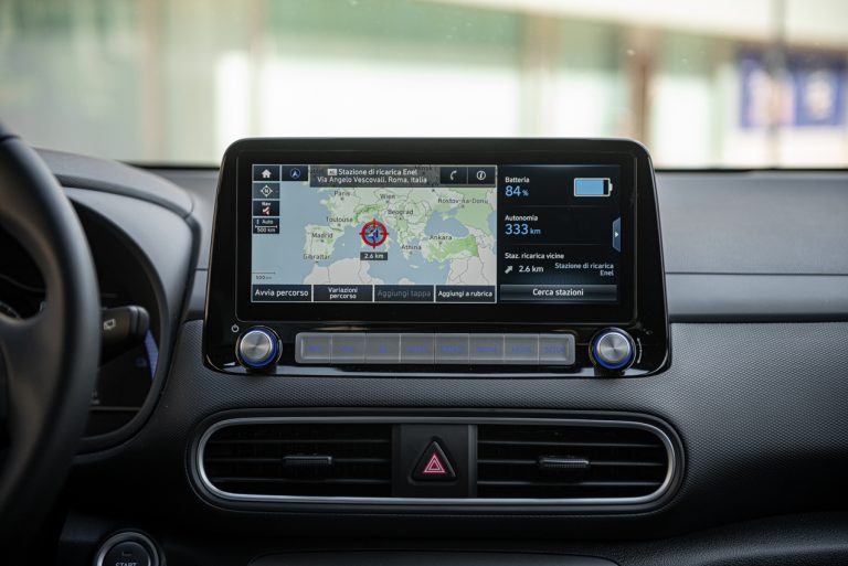 Hyundai Kona Electric: la prova su strada