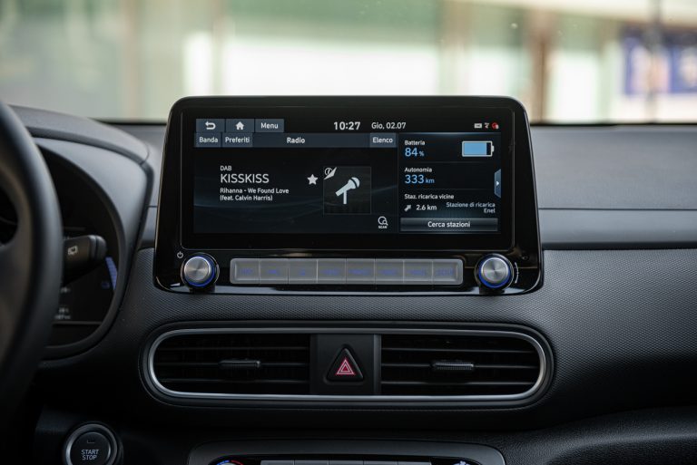Hyundai Kona Electric: la prova su strada