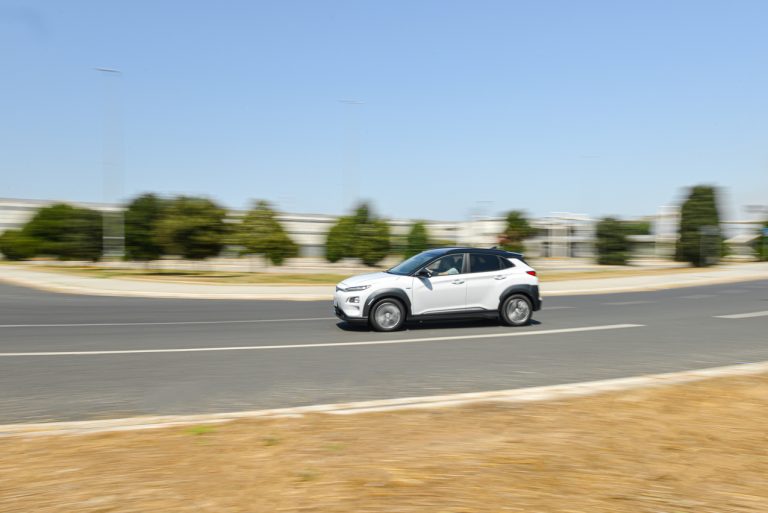 Hyundai Kona Electric: la prova su strada