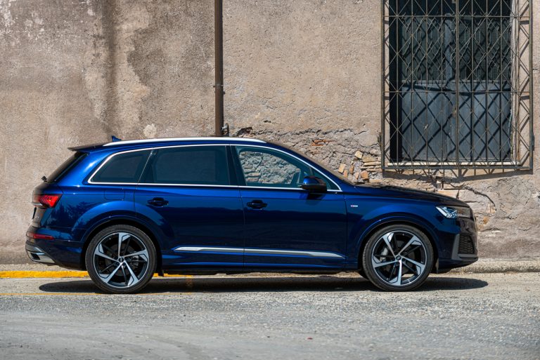 Audi Q7 50 TDI: la prova su strada