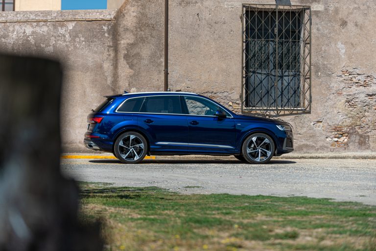 Audi Q7 50 TDI: la prova su strada