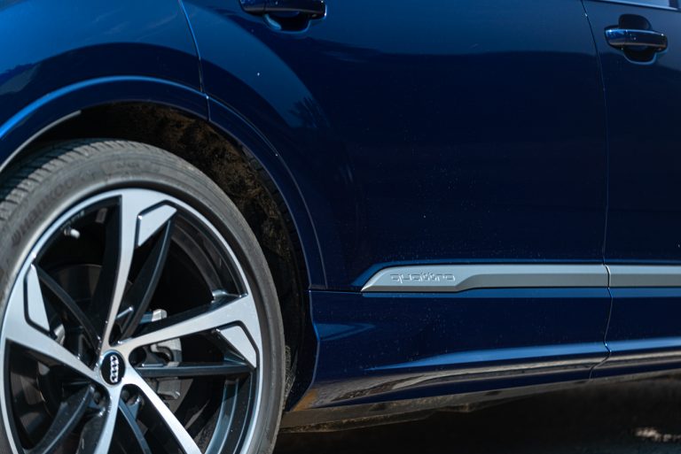 Audi Q7 50 TDI: la prova su strada