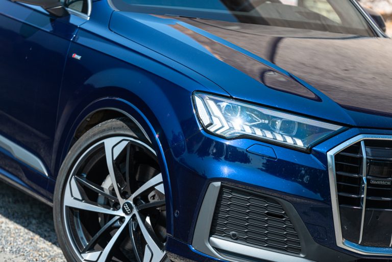 Audi Q7 50 TDI: la prova su strada