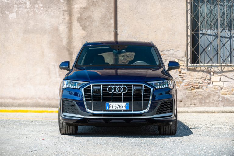 Audi Q7 50 TDI: la prova su strada