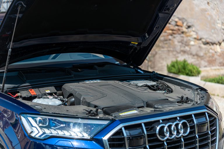 Audi Q7 50 TDI: la prova su strada