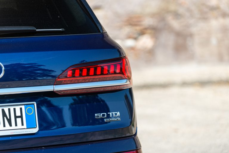 Audi Q7 50 TDI: la prova su strada