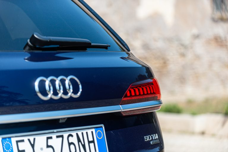 Audi Q7 50 TDI: la prova su strada