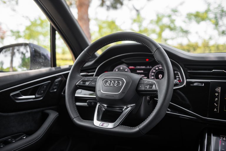 Audi Q7 50 TDI: la prova su strada