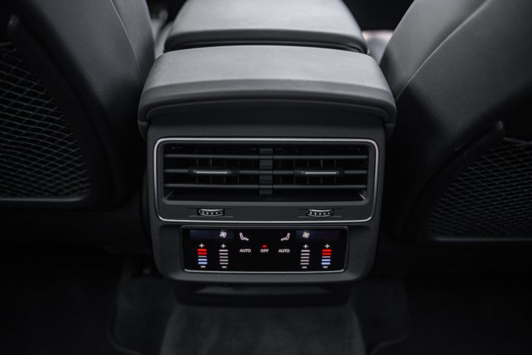 Audi Q7 50 TDI: la prova su strada