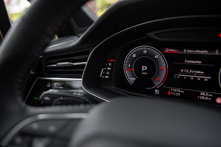 Audi Q7 50 TDI: la prova su strada