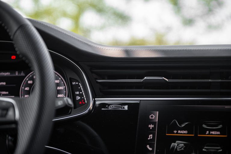 Audi Q7 50 TDI: la prova su strada