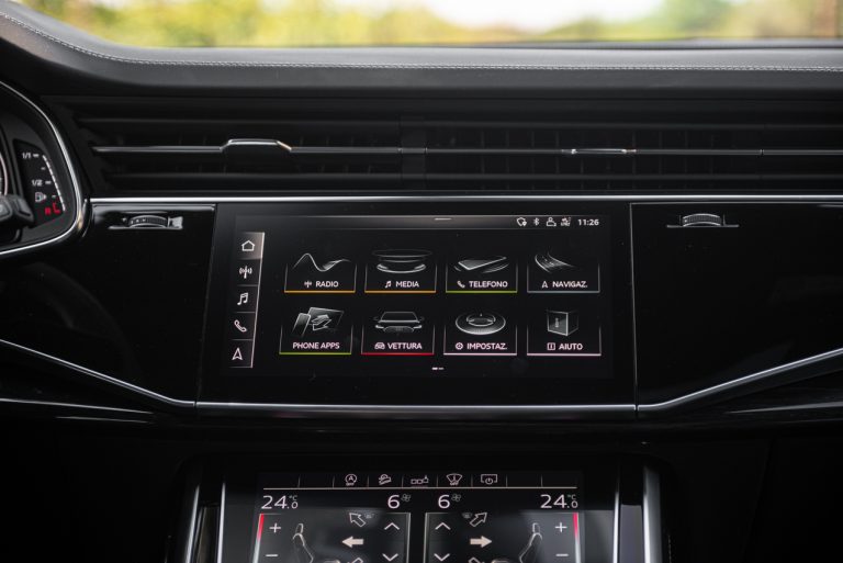 Audi Q7 50 TDI: la prova su strada