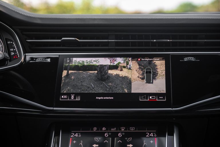 Audi Q7 50 TDI: la prova su strada