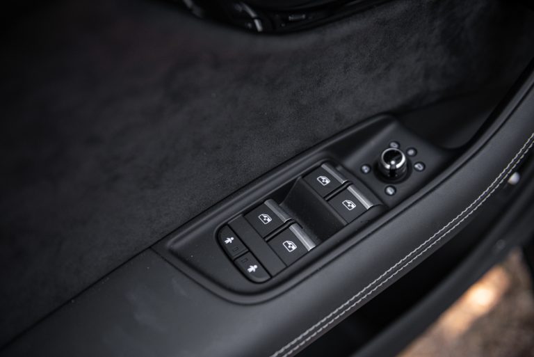 Audi Q7 50 TDI: la prova su strada