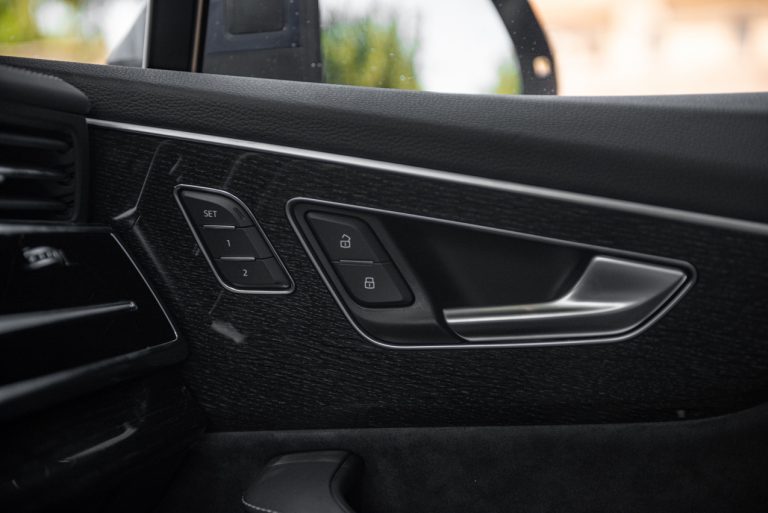 Audi Q7 50 TDI: la prova su strada