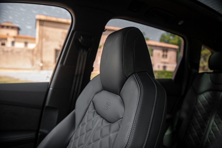 Audi Q7 50 TDI: la prova su strada