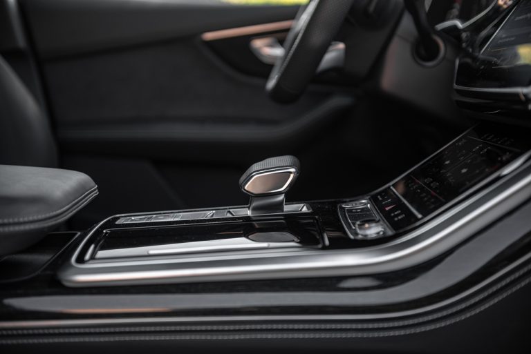 Audi Q7 50 TDI: la prova su strada