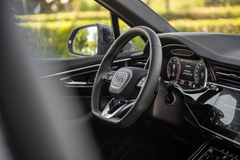 Audi Q7 50 TDI: la prova su strada