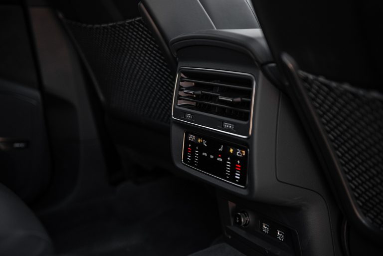 Audi Q7 50 TDI: la prova su strada