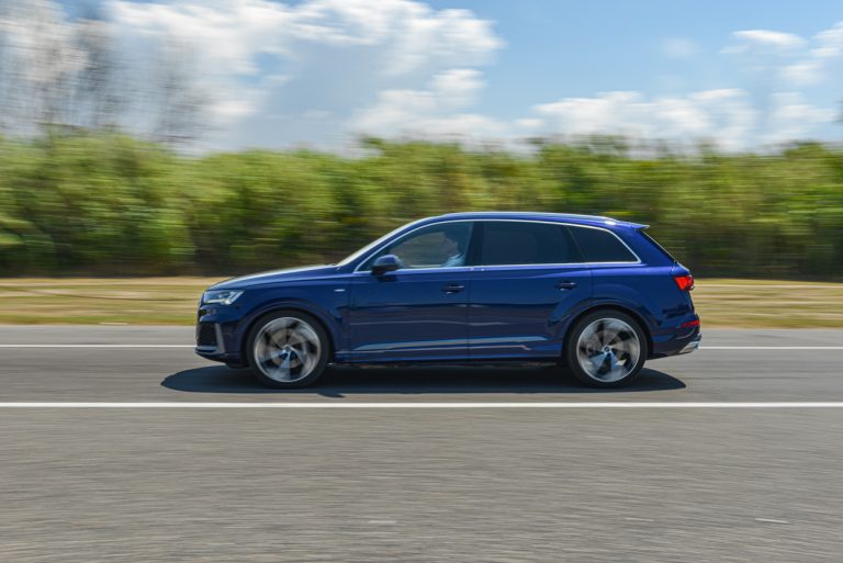 Audi Q7 50 TDI: la prova su strada