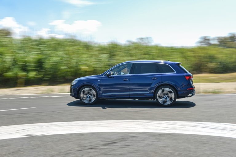 Audi Q7 50 TDI: la prova su strada