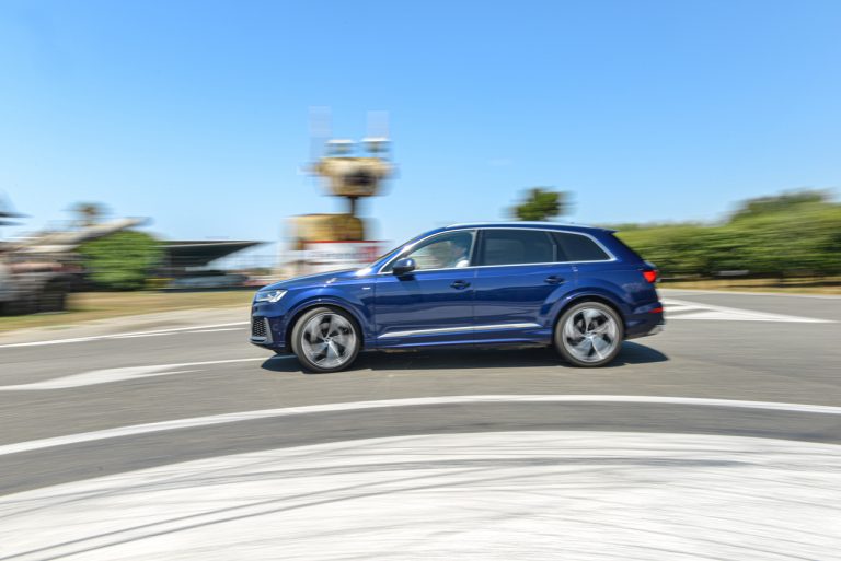 Audi Q7 50 TDI: la prova su strada