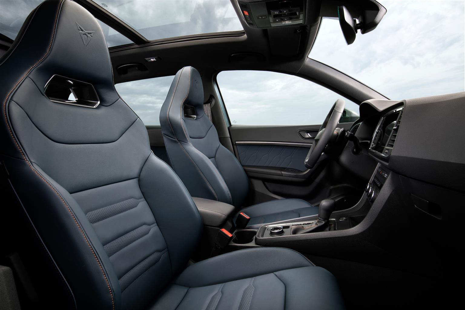 Nuova Cupra Ateca 2020: immagini ufficiali