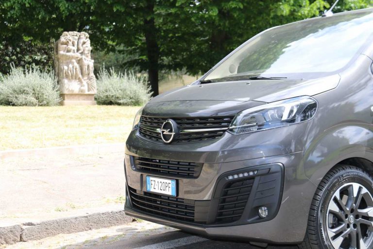 Opel Zafira Life, la prova su strada