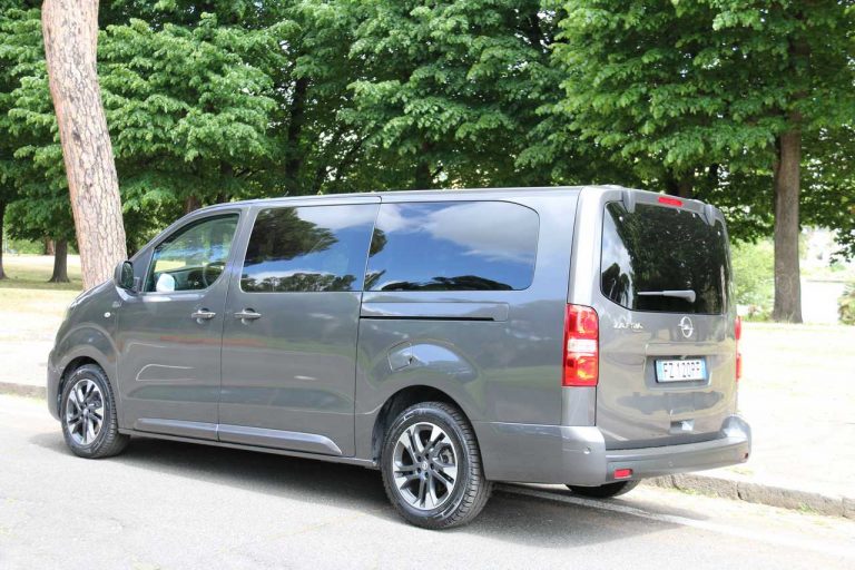 Opel Zafira Life, la prova su strada