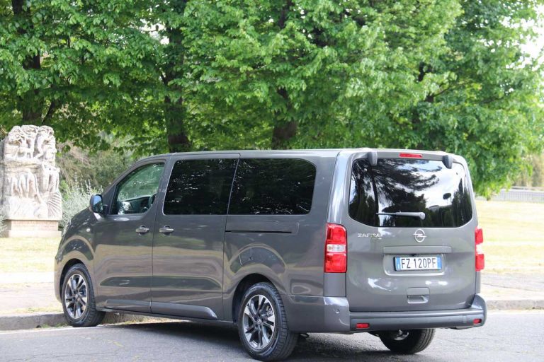 Opel Zafira Life, la prova su strada